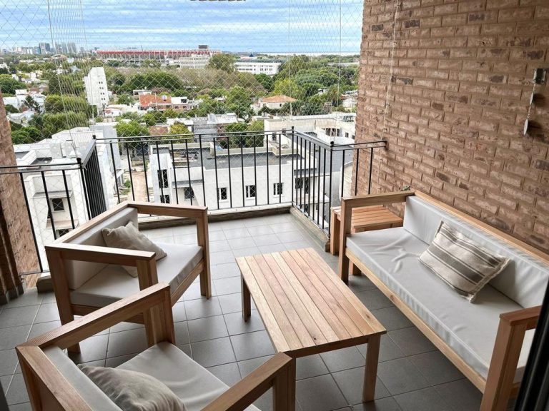 Juego de sillones en una terraza – muebles de exterior de madera – Carpens