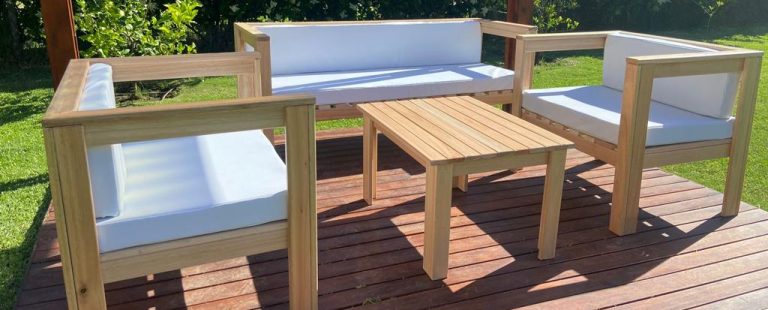 Juego completo en el jardín – muebles de exterior de madera – Carpens